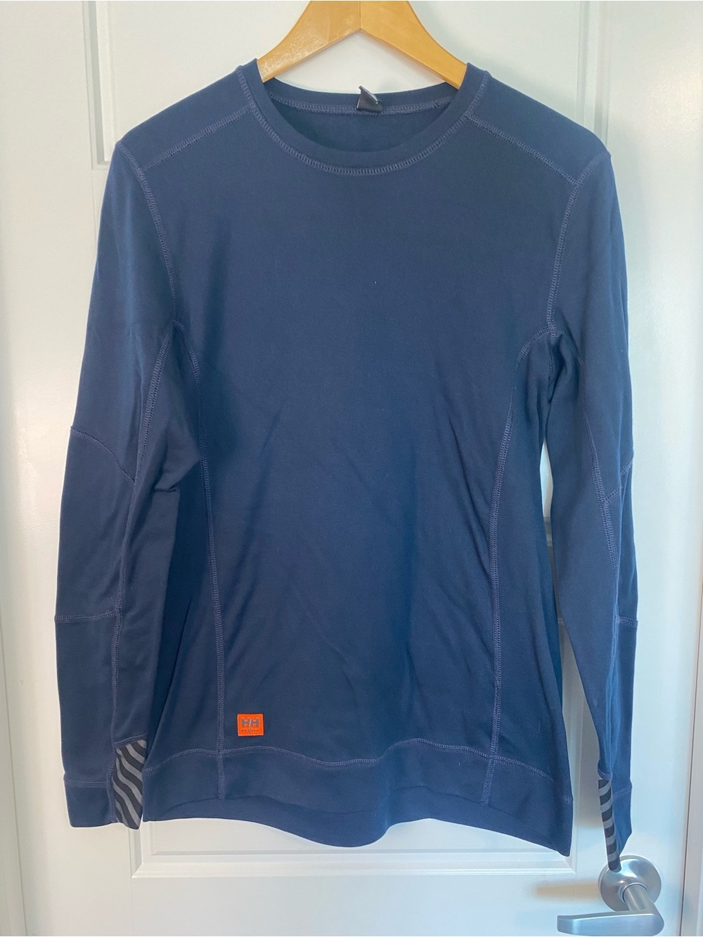 Helly Hansen HH Workwear Base Layer Thermal Shirt Navy Blue Long Fit Size M - Picture 2 of 12